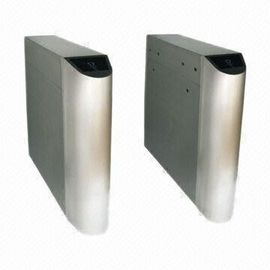 Torniquetes ópticos de cristal/aleta o puertas de la barrera/de velocidad del oscilación con la lectura de la tarjeta y el grado unidireccionales IP65