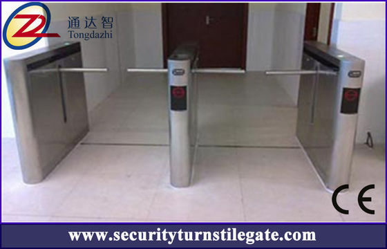 Torniquete lleno de la altura del RFID del descenso del brazo de la barrera de la prenda impermeable automática de la puerta