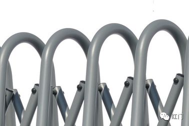 Aleación de aluminio automática retractable industrial de la puerta de seguridad con la alarma anti de la subida
