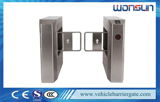 2 brazo del aluminio de la longitud máxima 5m del auge de la cerca para la puerta de la barrera del estacionamiento