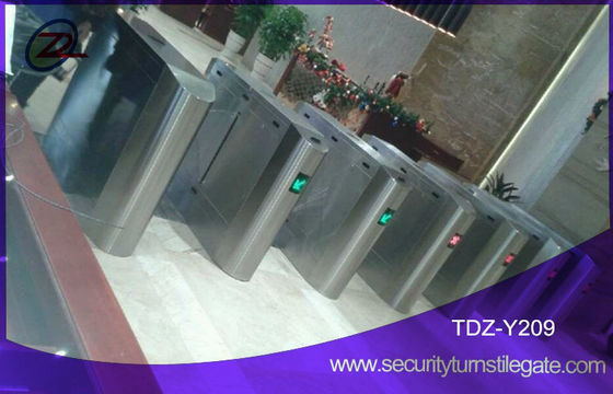 Puerta de la barrera de la aleta del control de acceso, torniquete peatonal de la aleta con el analizador de la huella dactilar