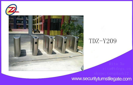 Motor sin cepillo de DC de la seguridad del interfaz del TCP/IP de la aleta de la barrera automática de la puerta