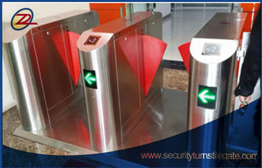 Puerta peatonal del torniquete del lector del control de acceso con el sistema del boleto