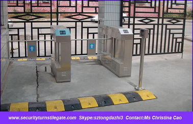 torniquete al aire libre del control de acceso de la puerta/RFID de la barrera del oscilación de la desventaja 220V