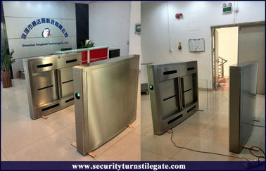 Puerta automática para las sillas de ruedas, de la barrera del oscilación del torniquete del subterráneo acero inoxidable 316